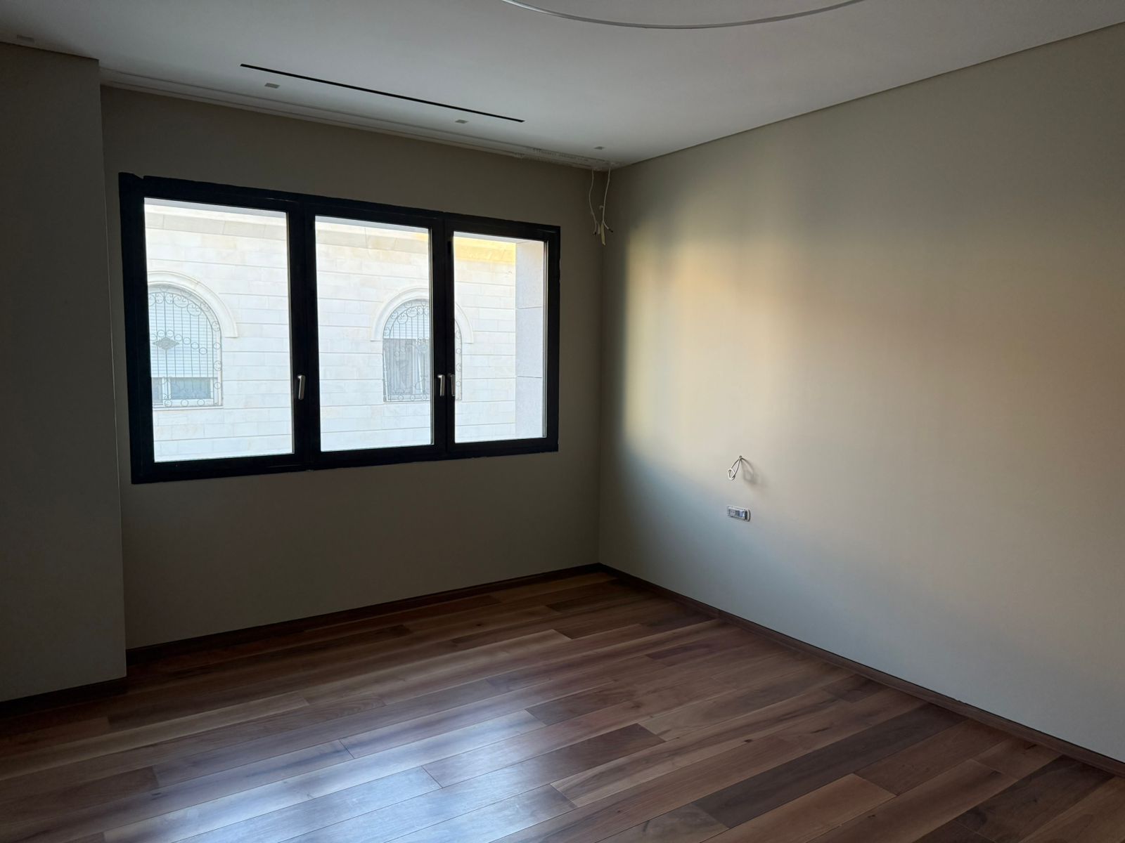 2025 06 01 at 18.09.33 (1)